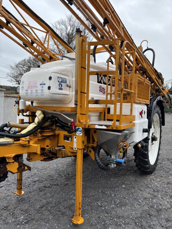 Knight ES Trailed Sprayer - Image 5