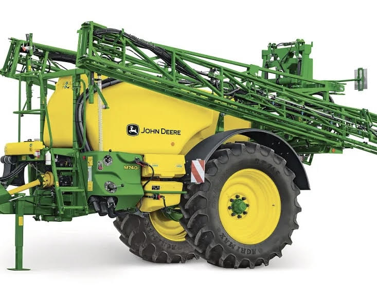 John Deere 740i